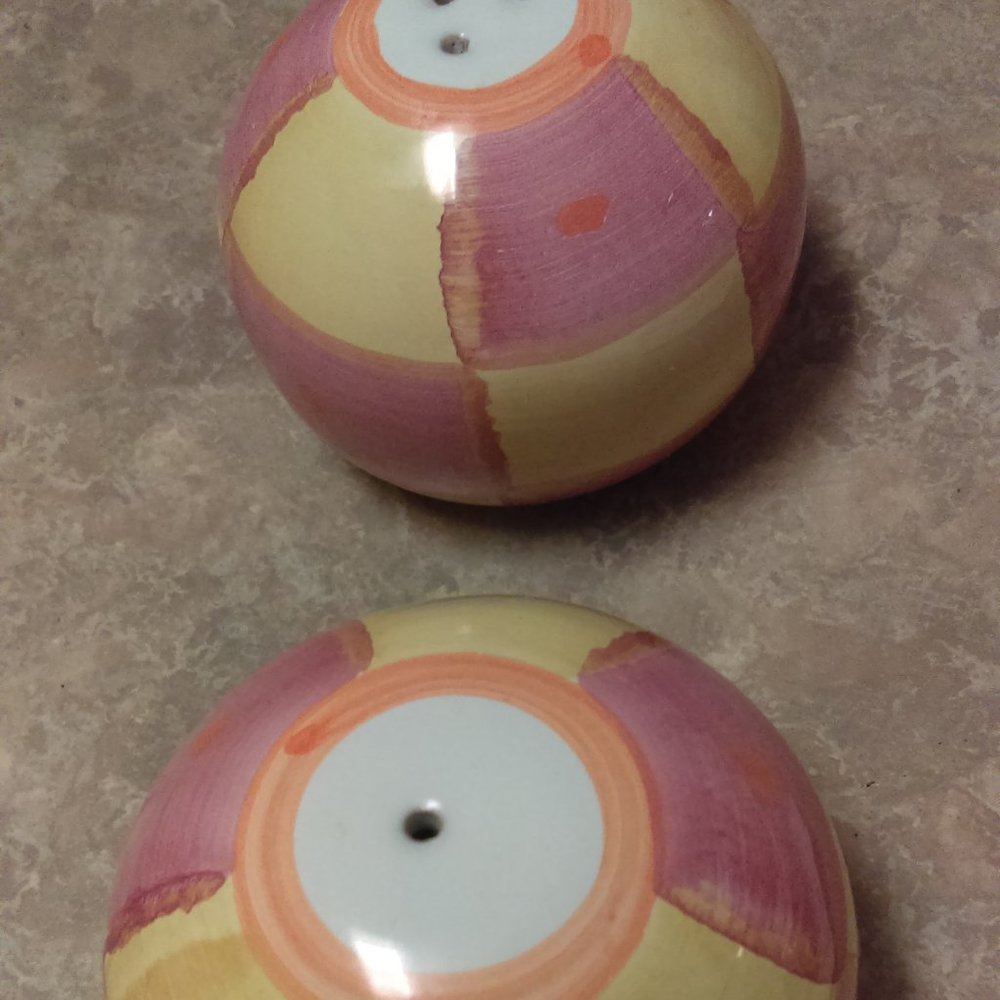 VINTAGE SALT AND PEPPER